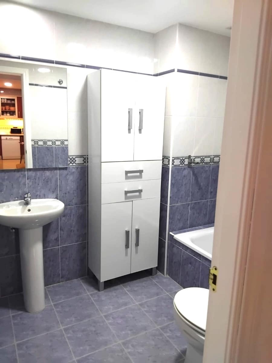 Apartamento de 3 habitaciones en San Luis de Sabinillas en venta con piscina - 295.000 € (Ref: 9633915)