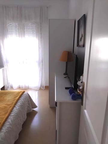 Apartamento de 3 habitaciones en San Luis de Sabinillas, Manilva en venta con piscina - 295.000 € (Ref: 9633915)