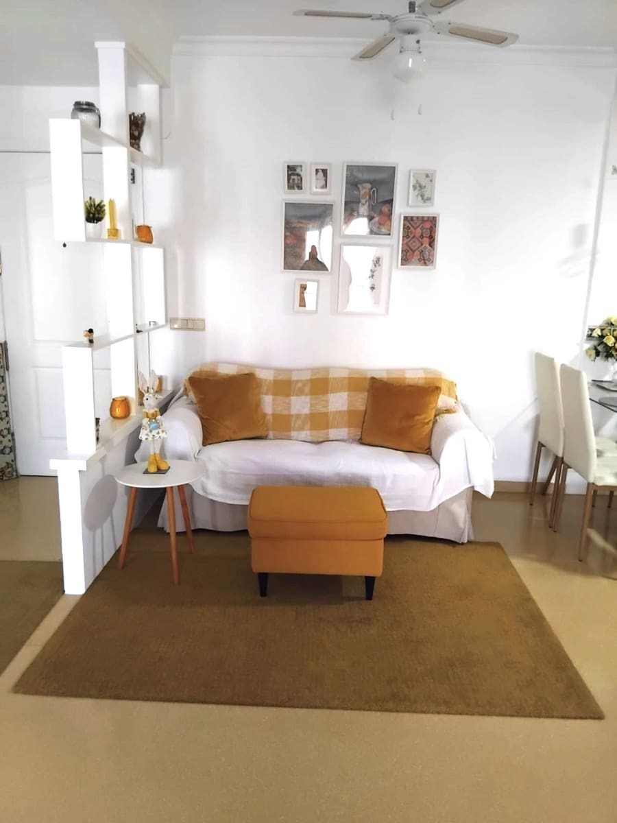 Apartamento de 3 habitaciones en San Luis de Sabinillas en venta con piscina - 295.000 € (Ref: 9633915)