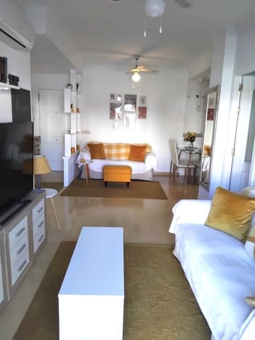 Apartamento de 3 habitaciones en San Luis de Sabinillas, Manilva en venta con piscina - 295.000 € (Ref: 9633915)