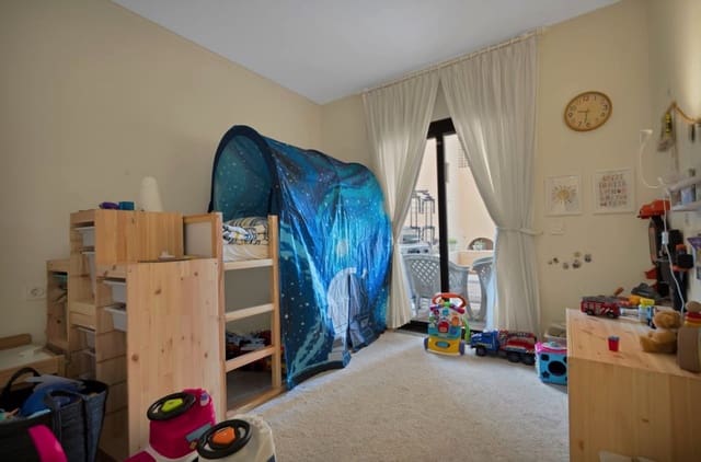 3 slaapkamer Appartement te koop in La Duquesa / Puerto de la Duquesa, Manilva met zwembad garage - € 323.000 (Ref: 9633916)