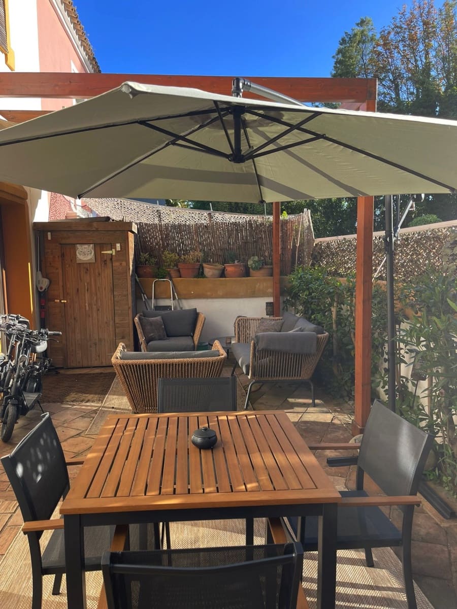 2 chambre Maison de Ville à vendre à Guadalmina avec piscine garage - 689 000 € (Ref: 9636478)