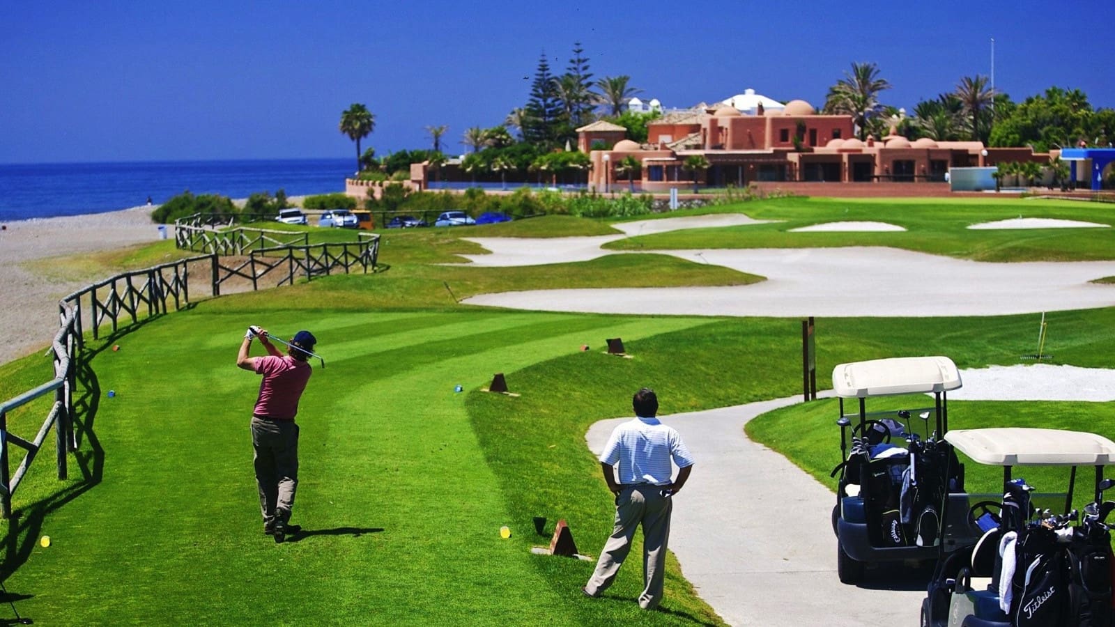 2 bedroom Townhouse for sale in Guadalmina with pool garage - € 689,000 (Ref: 9636478)
