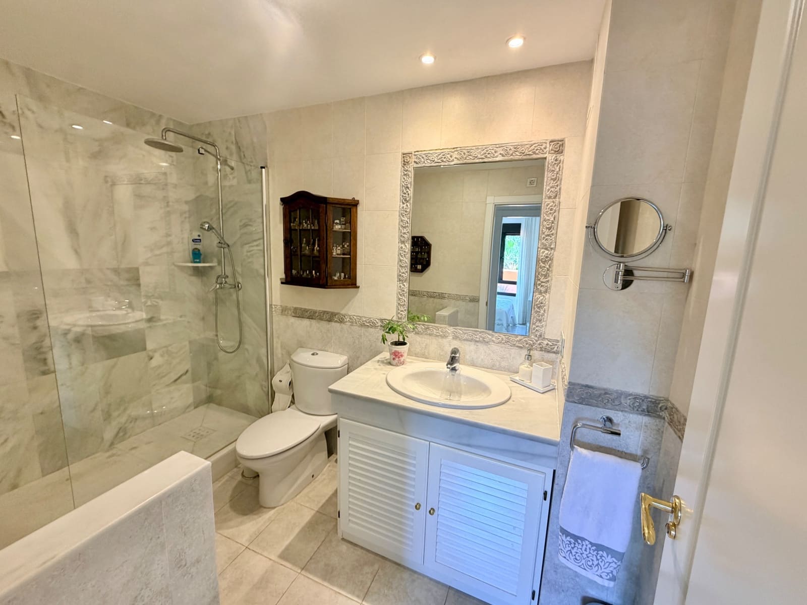 4 bedroom Penthouse for sale in New Golden Mile with pool garage - € 895,000 (Ref: 9636479)