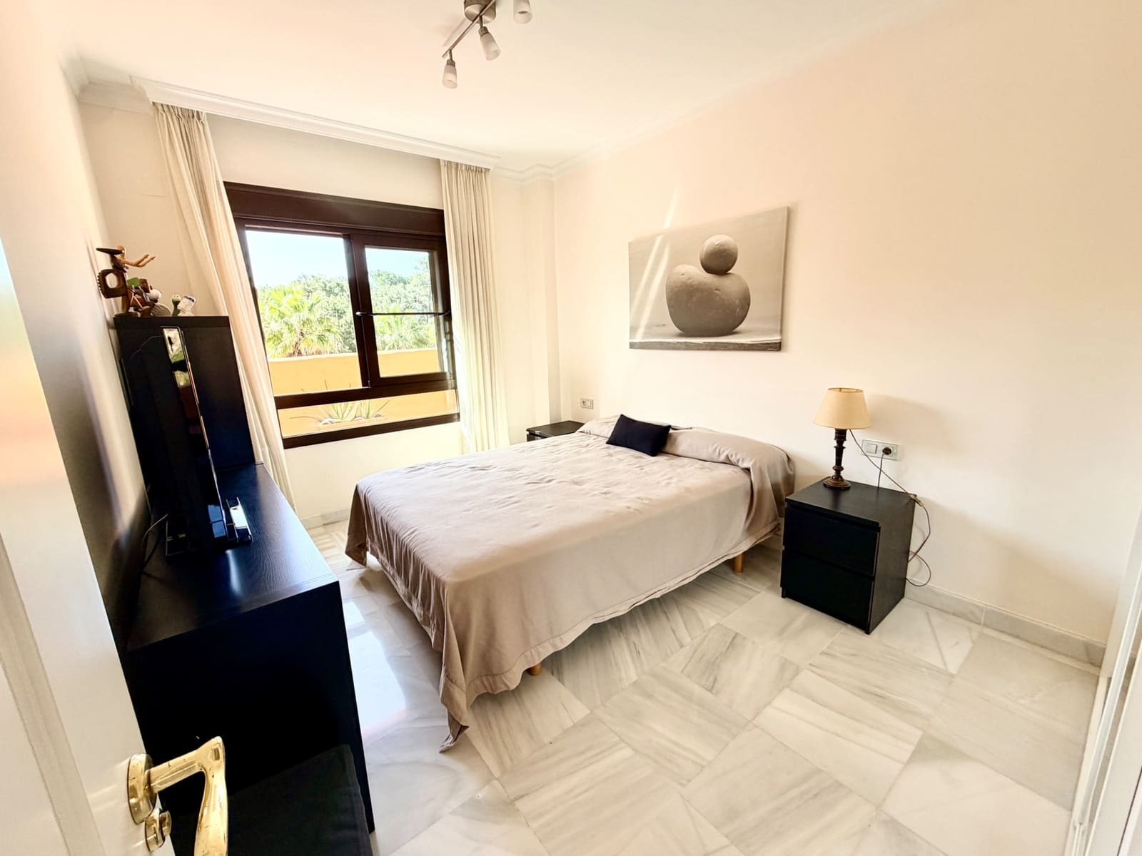 4 bedroom Penthouse for sale in New Golden Mile with pool garage - € 895,000 (Ref: 9636479)