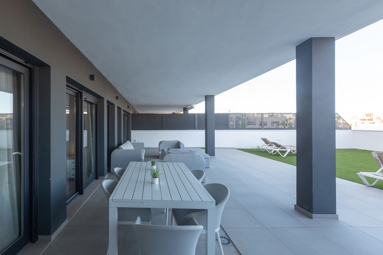 3 Zimmer Wohnung zu verkaufen in Estepona mit Pool Garage - 638.000 € (Ref: 9636481)