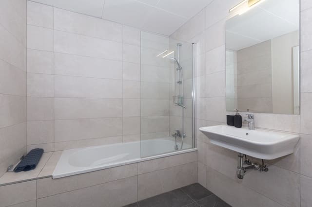 3 Zimmer Wohnung zu verkaufen in Estepona mit Pool Garage - 638.000 € (Ref: 9636481)