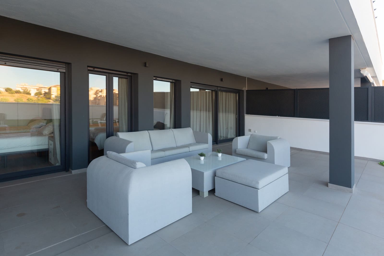 3 Zimmer Wohnung zu verkaufen in Estepona mit Pool Garage - 638.000 € (Ref: 9636481)