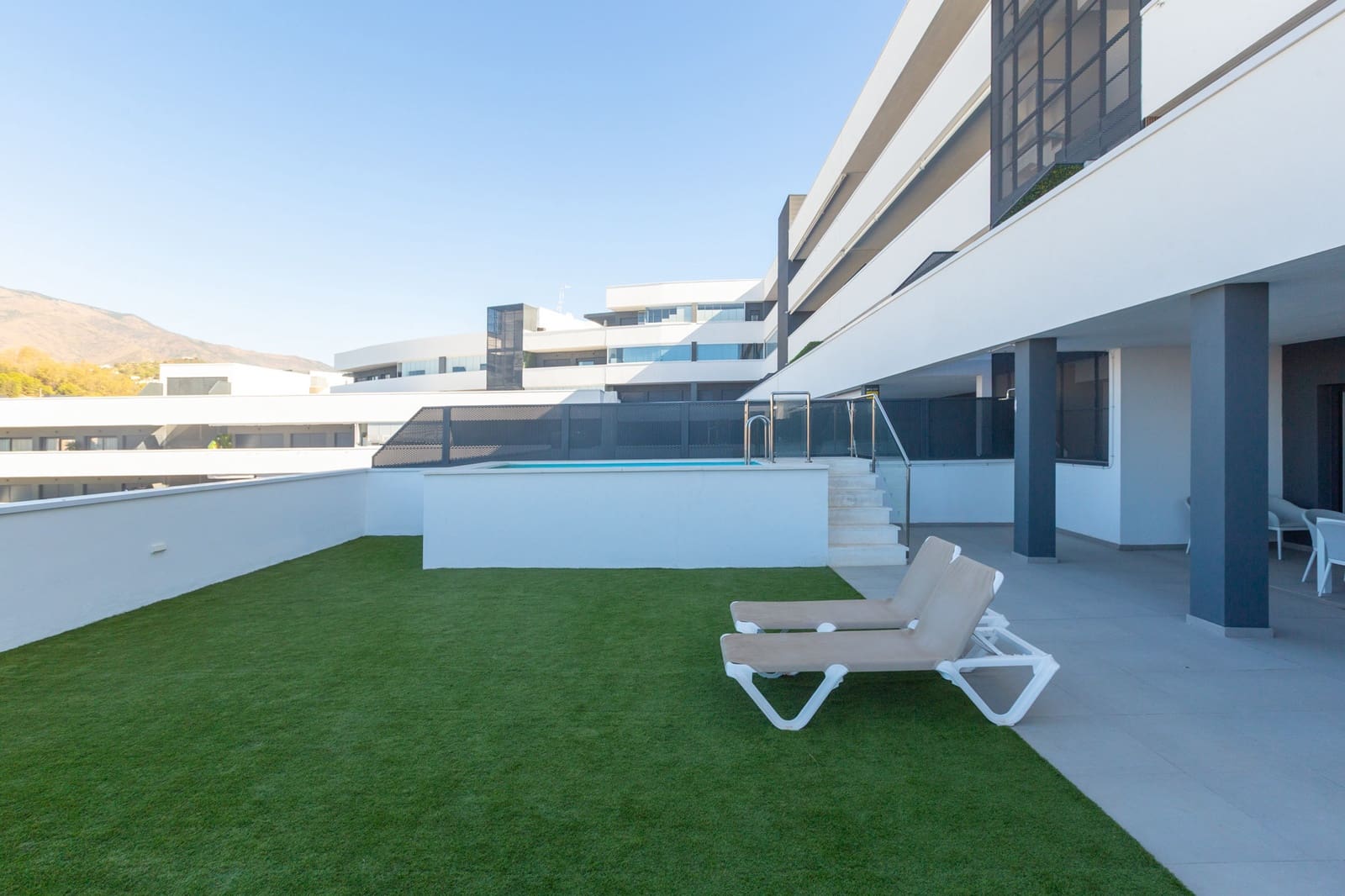 3 Zimmer Wohnung zu verkaufen in Estepona mit Pool Garage - 638.000 € (Ref: 9636481)