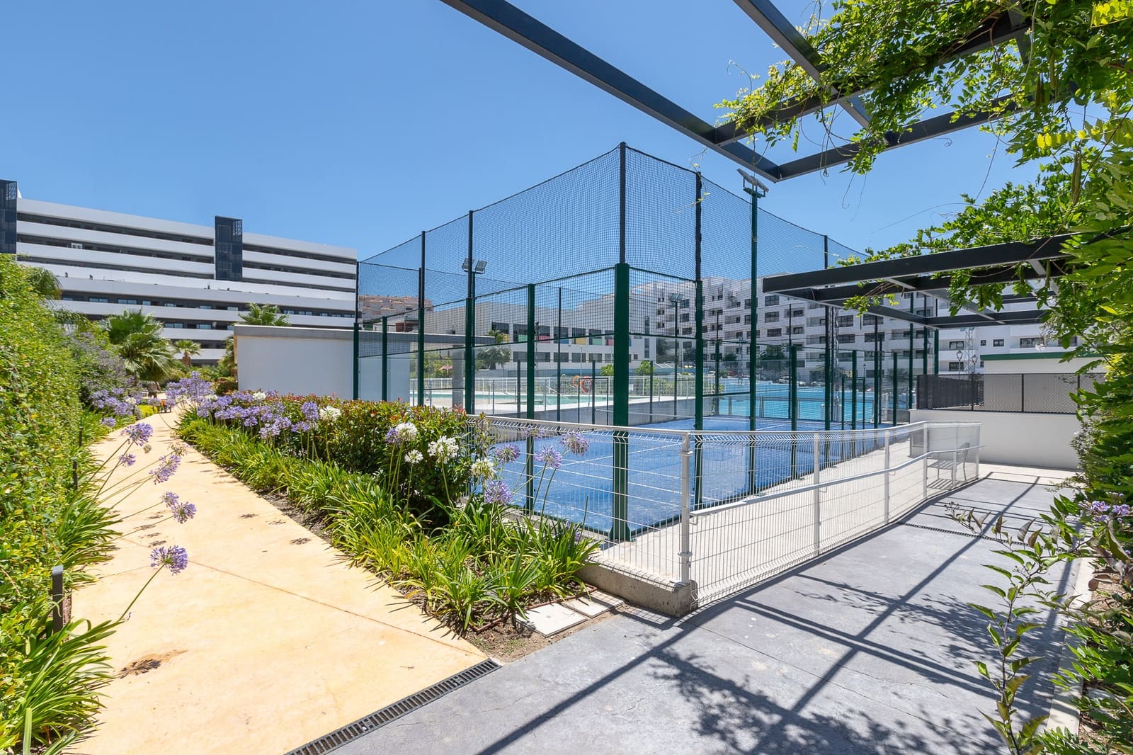 3 Zimmer Wohnung zu verkaufen in Estepona mit Pool Garage - 638.000 € (Ref: 9636481)