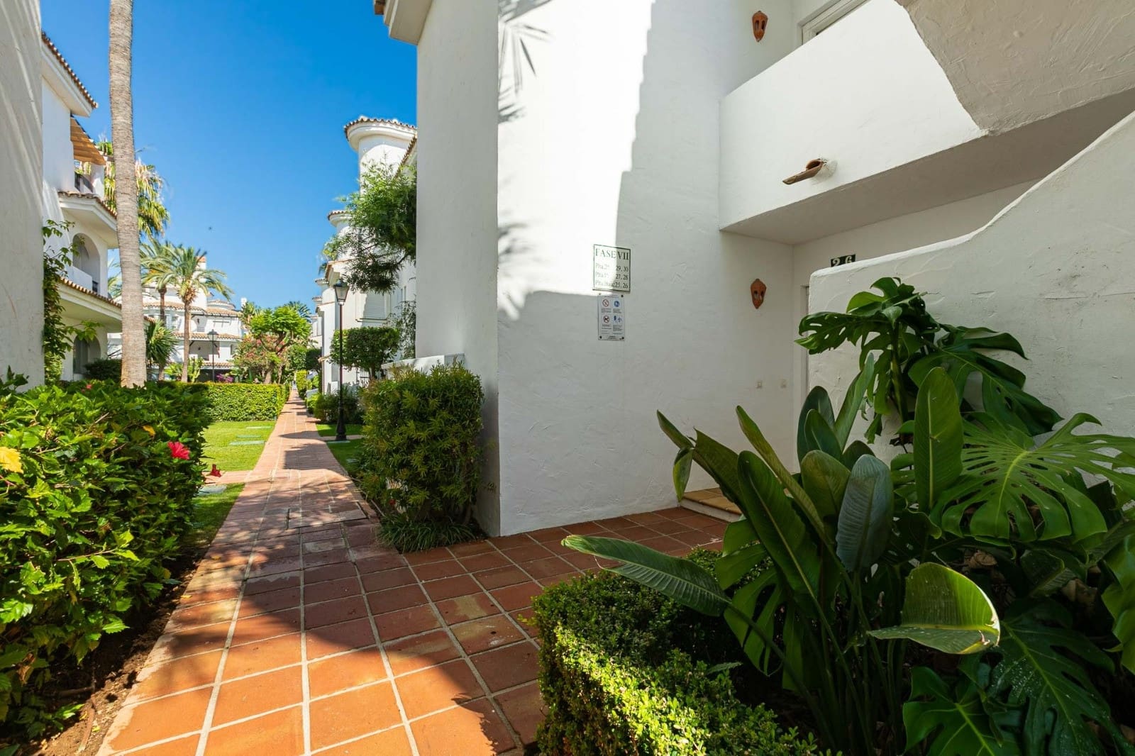 3 sovrum Lägenhet till salu i Marbella med pool - 599 000 € (Ref: 9636484)