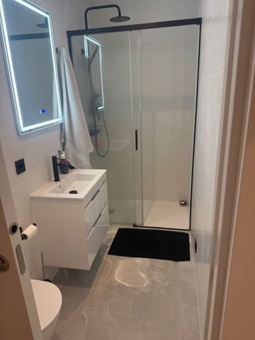 2 chambre Appartement à vendre à La Heredia, Benahavís avec piscine garage - 450 000 € (Ref: 9647772)