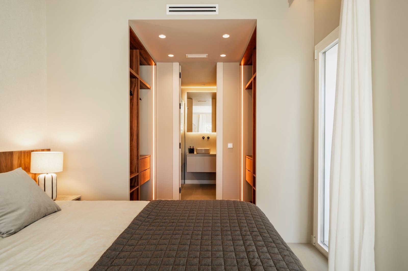 Apartamento de 3 habitaciones en La Quinta en venta con piscina garaje - 849.000 € (Ref: 9647773)