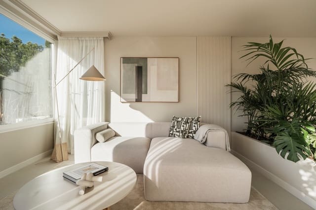 Apartamento de 3 habitaciones en La Quinta, Benahavís en venta con piscina garaje - 849.000 € (Ref: 9647773)