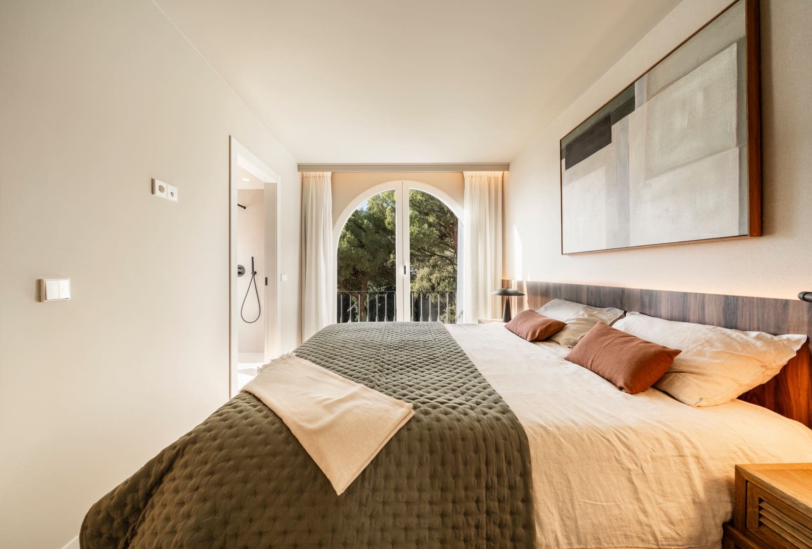 Apartamento de 3 habitaciones en La Quinta en venta con piscina garaje - 849.000 € (Ref: 9647773)