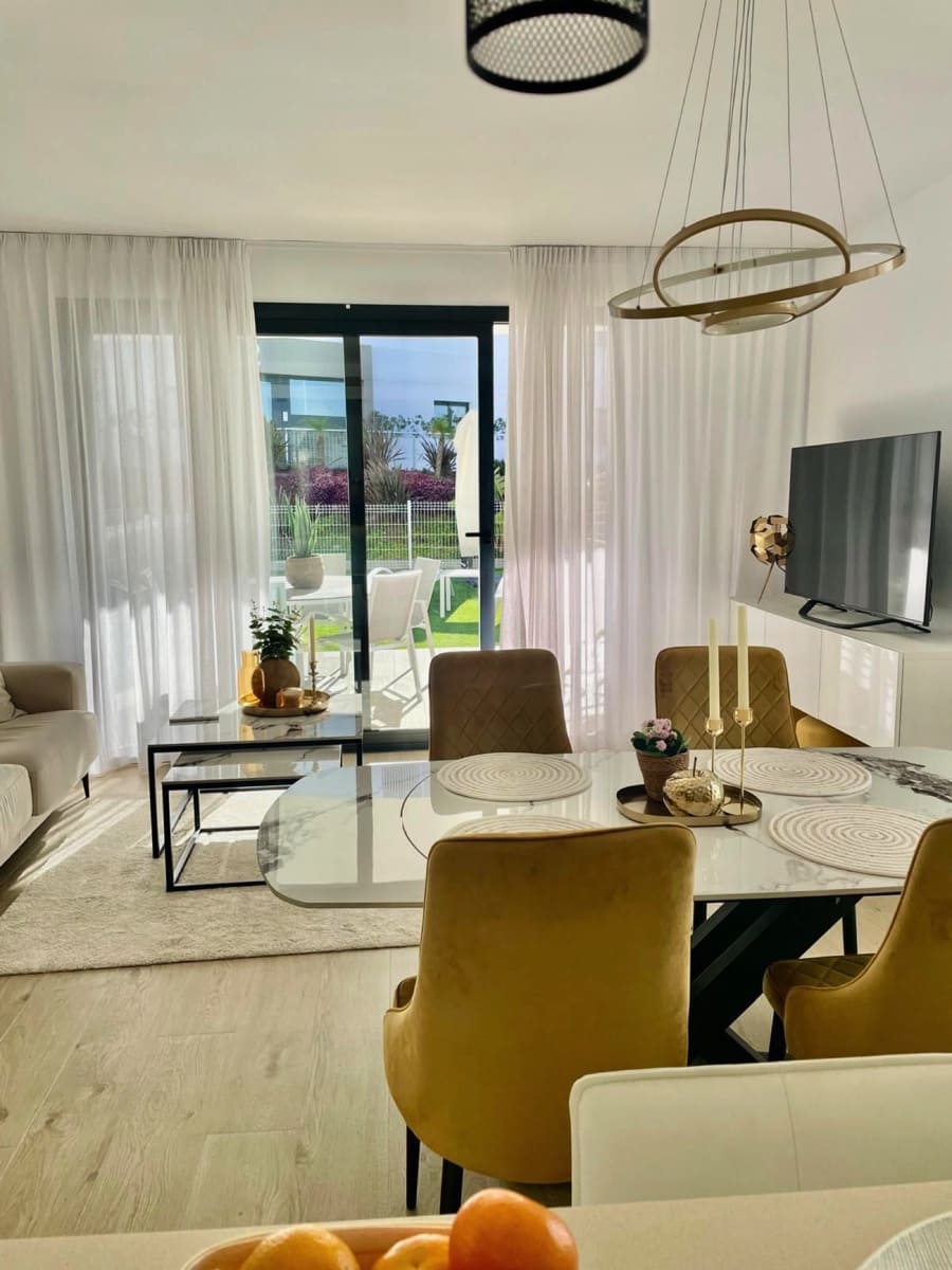 2 bedroom Apartment for sale in Estepona with pool garage - € 515,000 (Ref: 9651256)