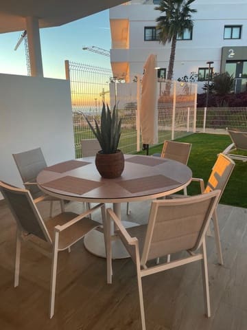 2 bedroom Apartment for sale in Estepona with pool garage - € 515,000 (Ref: 9651256)