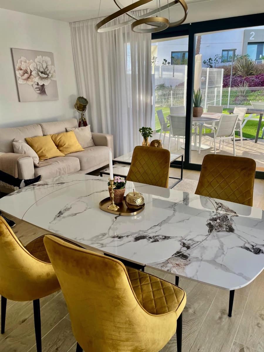 2 bedroom Apartment for sale in Estepona with pool garage - € 515,000 (Ref: 9651256)