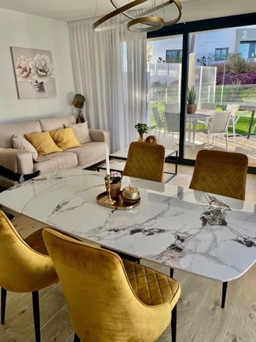 2 bedroom Apartment for sale in Estepona with pool garage - € 515,000 (Ref: 9651256)