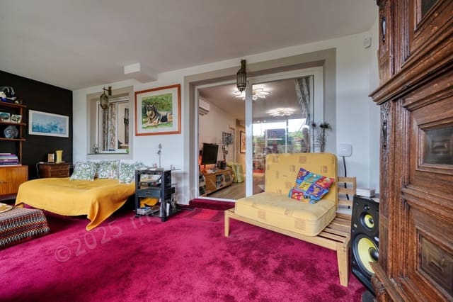 2 soverom Leilighet til salgs i Casares med svømmebasseng garasje - € 245 000 (Ref: 9655696)