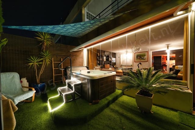 2 soverom Leilighet til salgs i Casares med svømmebasseng garasje - € 245 000 (Ref: 9655696)