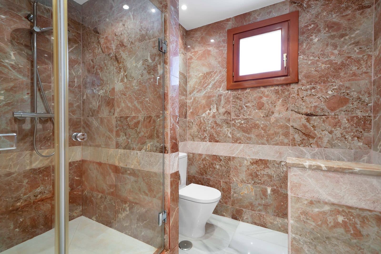 2 quarto Apartamento para venda em Nueva Andalucia com piscina garagem - 940 000 € (Ref: 9655697)