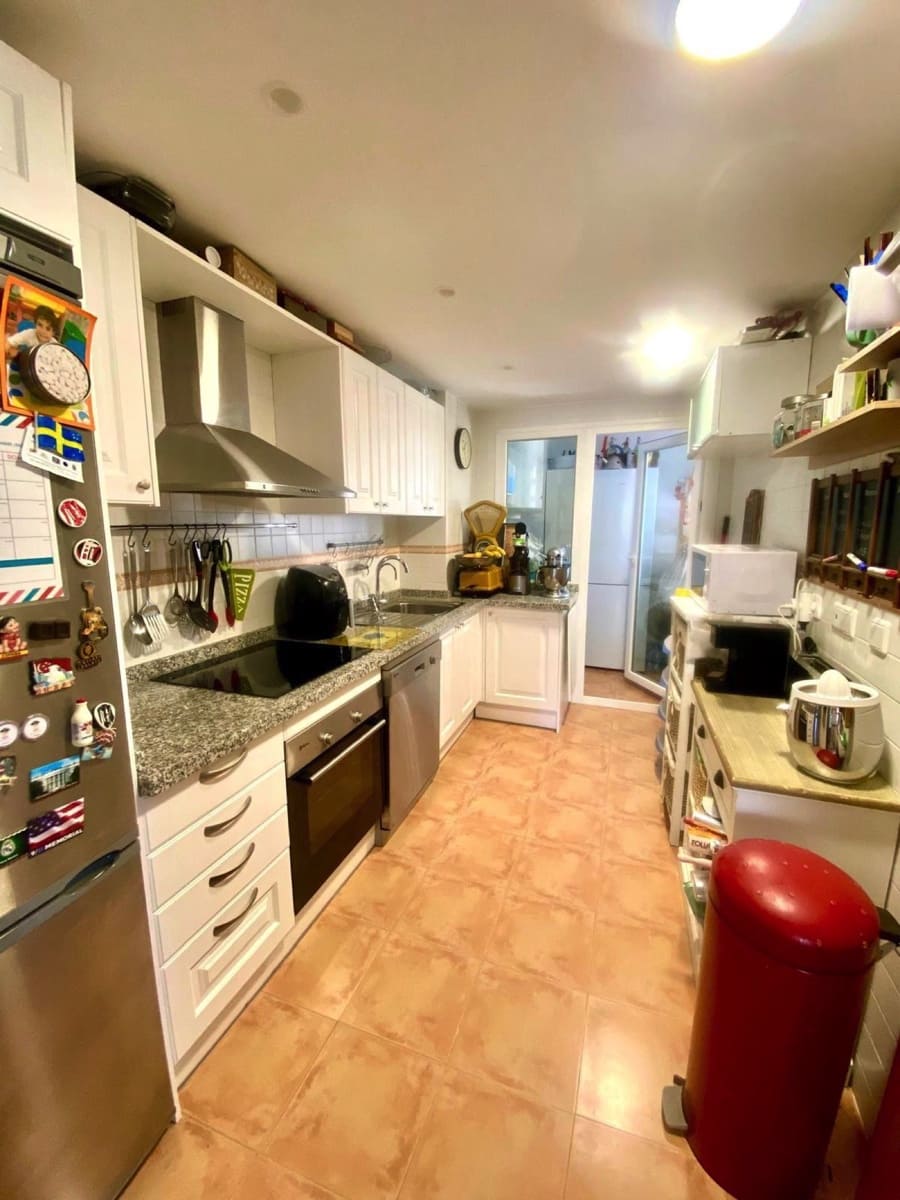5 camera da letto Attico in vendita in Guadalmina con piscina garage - 740.000 € (Rif: 9655698)
