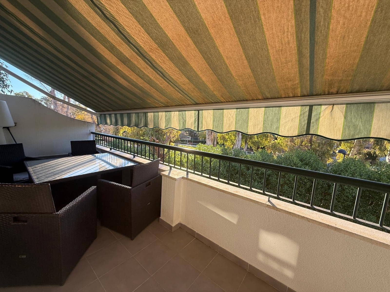 5 bedroom Penthouse for sale in Guadalmina with pool garage - € 740,000 (Ref: 9655698)