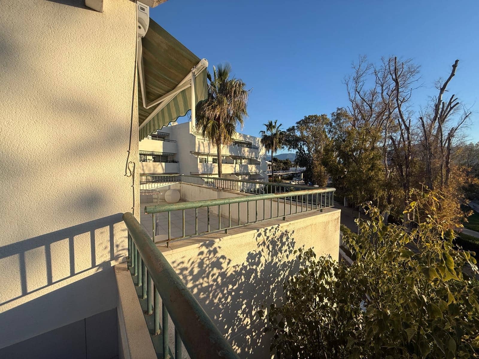 5 bedroom Penthouse for sale in Guadalmina with pool garage - € 740,000 (Ref: 9655698)