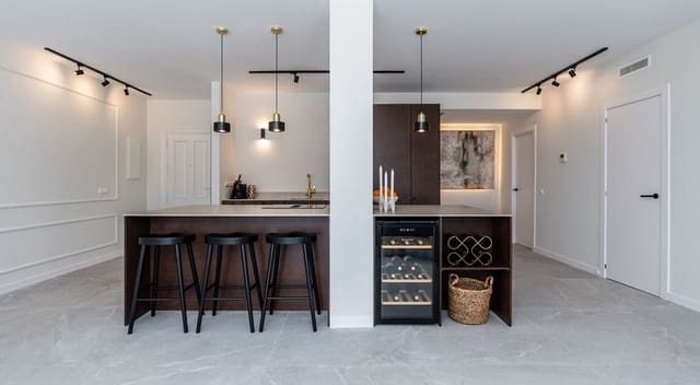 3 quarto Apartamento para venda em La Quinta, Benahavís com piscina garagem - 950 000 € (Ref: 9655699)