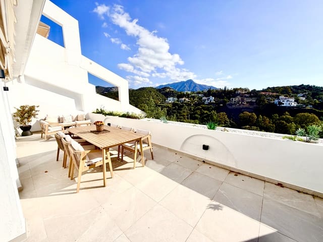 3 chambre Appartement à vendre à La Quinta, Benahavís avec piscine garage - 899 000 € (Ref: 9655699)