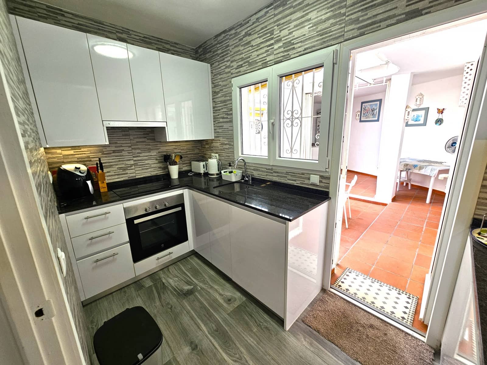 2 makuuhuone Huoneisto myytävänä paikassa Calahonda mukana uima-altaan - 435 000 € (Ref: 9665958)