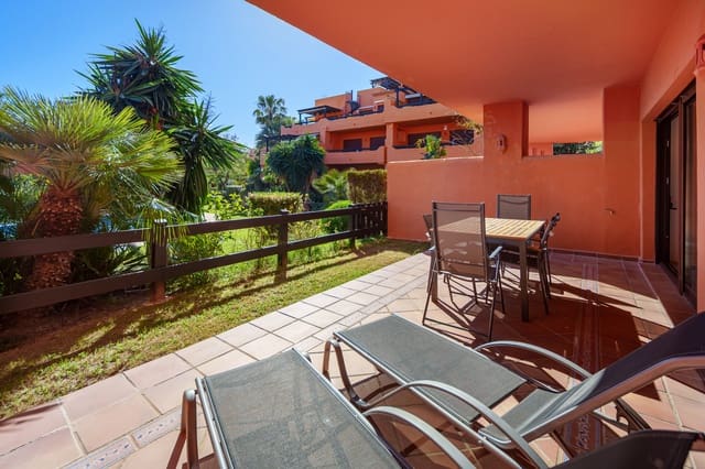 Apartamento de 2 habitaciones en Buenas Noches, Estepona en venta con piscina garaje - 449.000 € (Ref: 9670013)