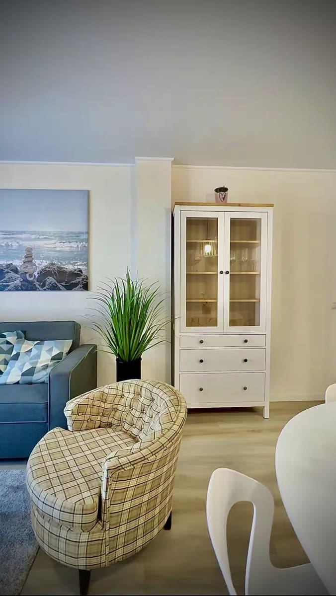 2 bedroom Apartment for sale in La Duquesa / Puerto de la Duquesa - € 355,000 (Ref: 9673842)