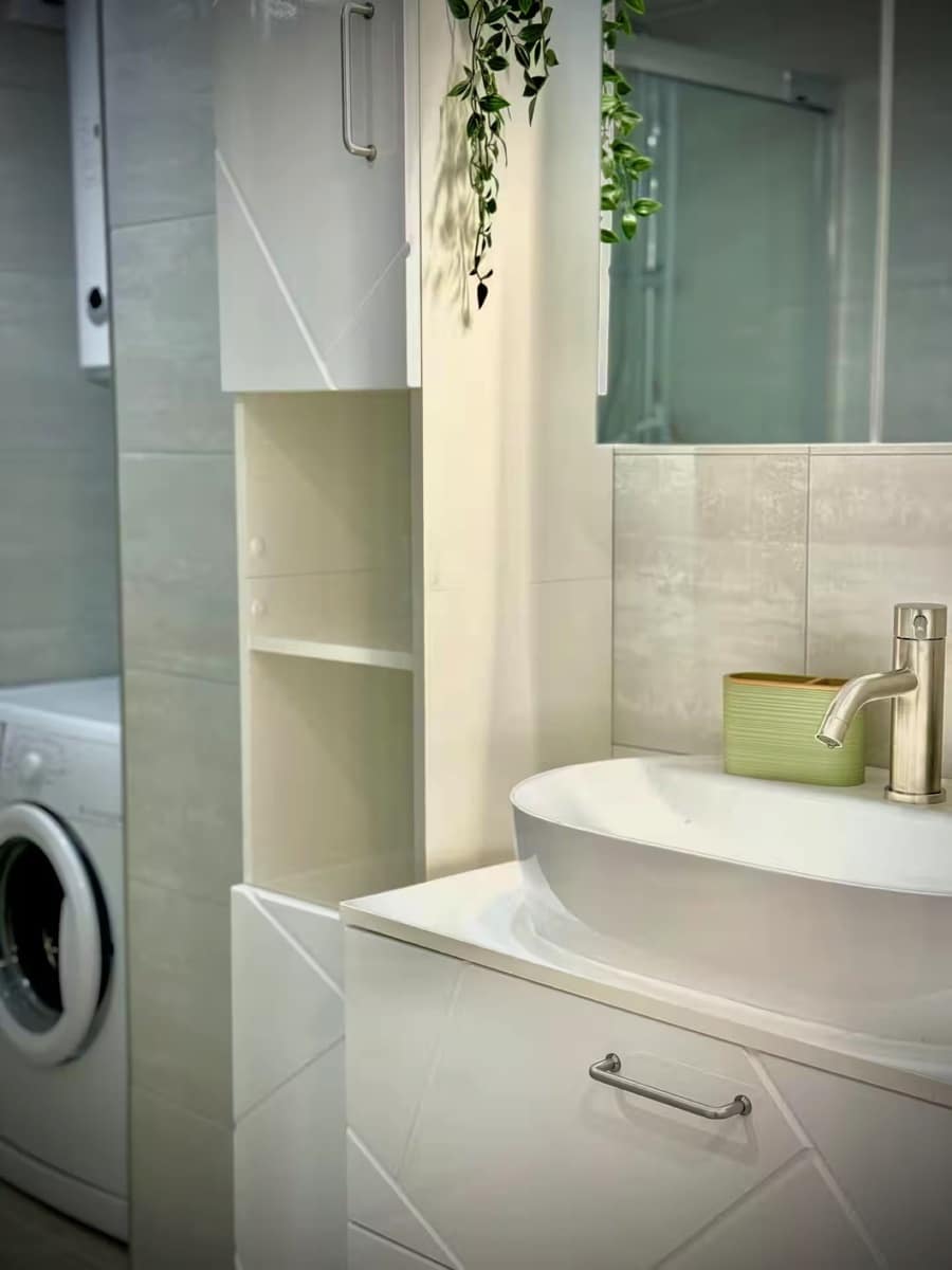 2 bedroom Apartment for sale in La Duquesa / Puerto de la Duquesa - € 355,000 (Ref: 9673842)