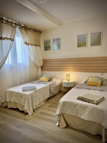 2 slaapkamer Appartement te koop in La Duquesa / Puerto de la Duquesa, Manilva - € 355.000 (Ref: 9673842)