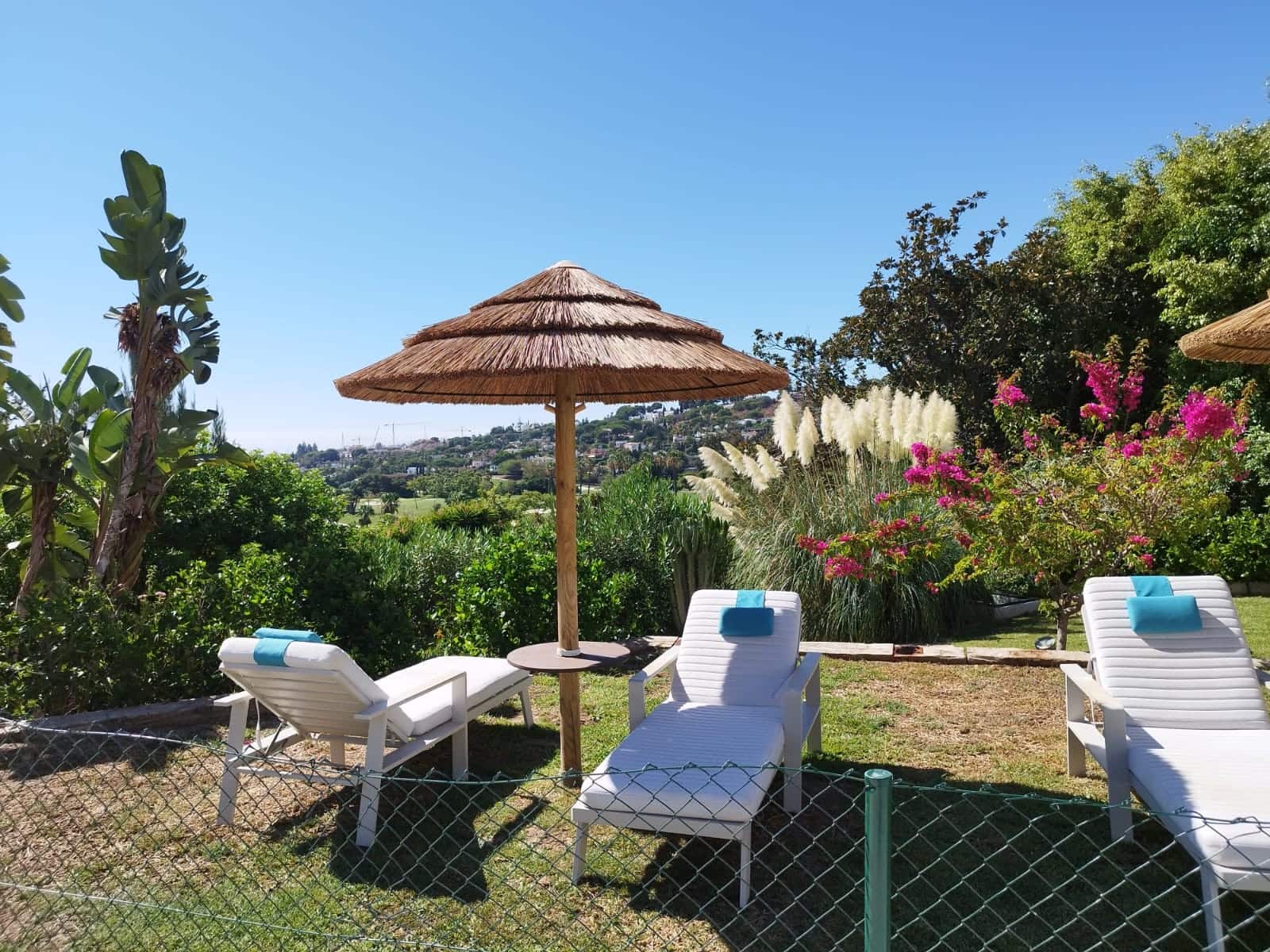 2 sypialnia Apartament na sprzedaż w Marbella z basenem garażem - 640 000 € (Ref: 9676802)