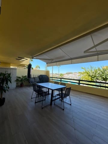 2 Zimmer Apartment zu verkaufen in Estepona mit Pool Garage - 425.000 € (Ref: 9676805)