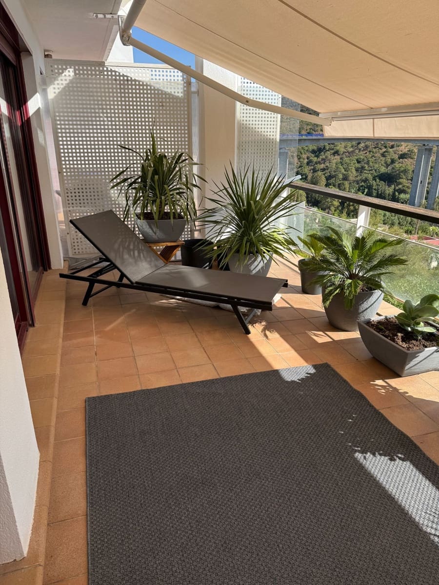 1 sovrum Lägenhet till salu i Benahavis med pool garage - 310 000 € (Ref: 9676806)