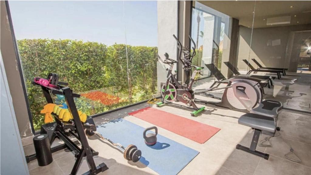 2 soveværelse Lejlighed til salg i Manilva med swimmingpool garage - € 529.000 (Ref: 9690058)