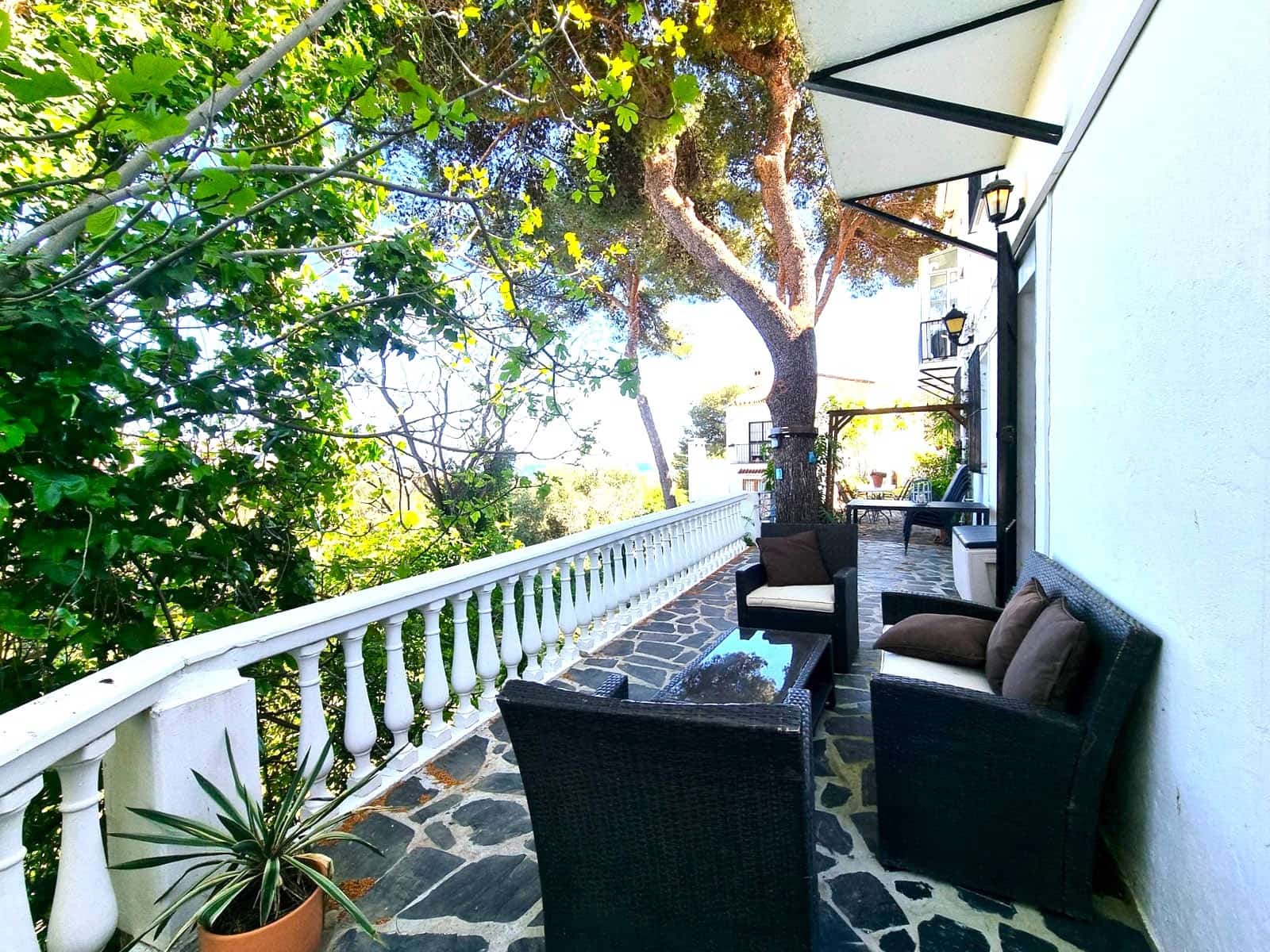 2 bedroom Semi-detached Villa for sale in Benalmadena with pool garage - € 415,000 (Ref: 9700466)