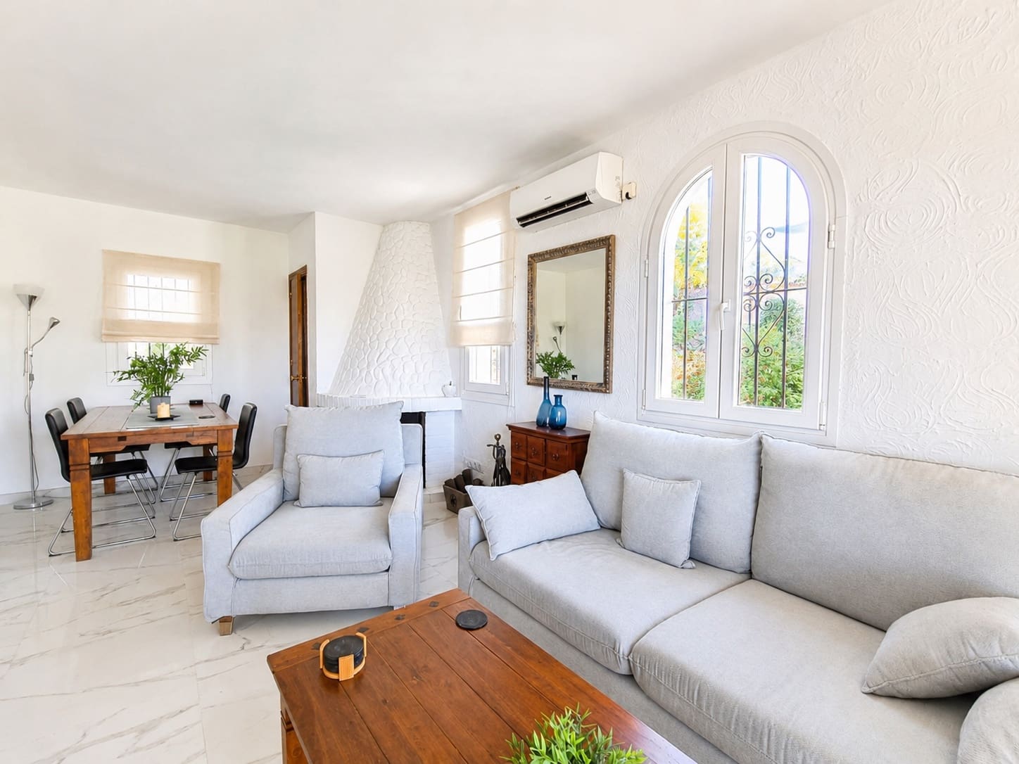 2 bedroom Semi-detached Villa for sale in Benalmadena with pool garage - € 405,000 (Ref: 9700466)