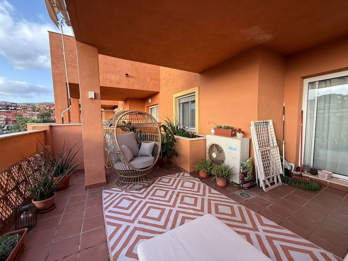 2 sypialnia Apartament na sprzedaż w Marbella z basenem garażem - 379 000 € (Ref: 9711123)