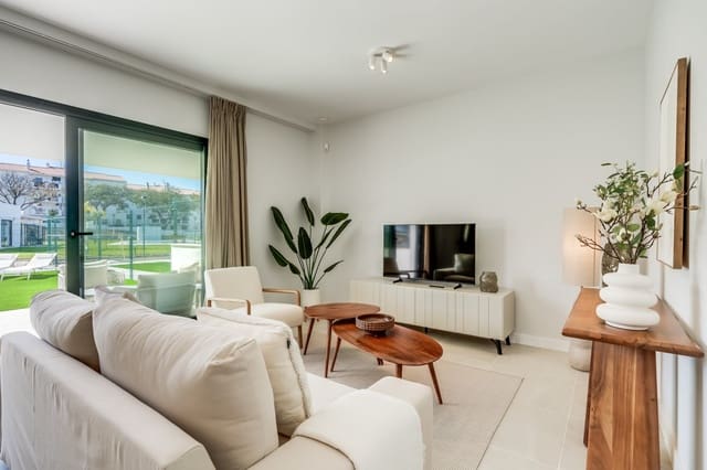 Apartamento de 2 habitaciones en Estepona en venta con piscina garaje - 429.000 € (Ref: 9711125)