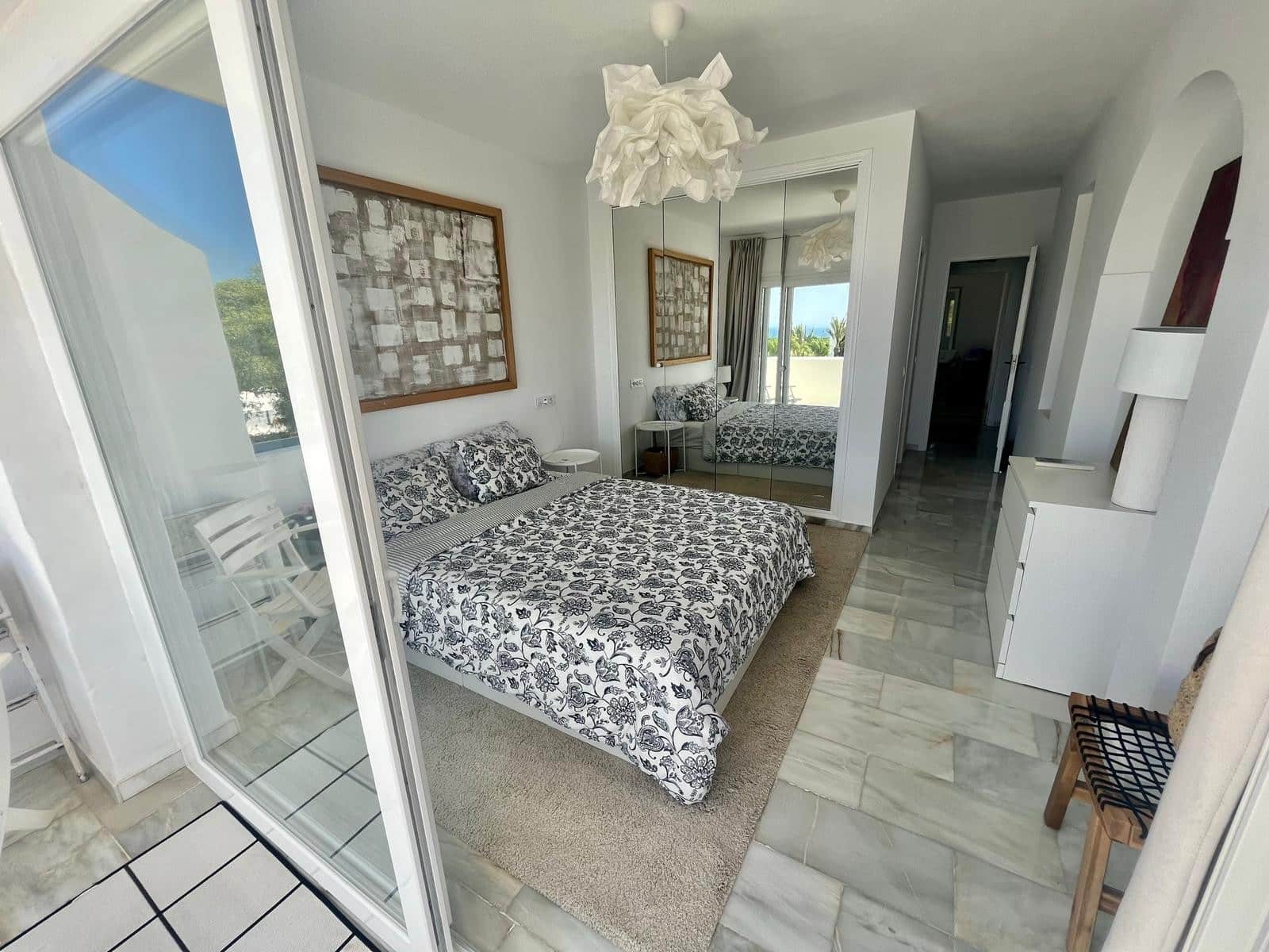 2 soveværelse Lejlighed til salg i Marbella med swimmingpool garage - € 410.000 (Ref: 9714542)