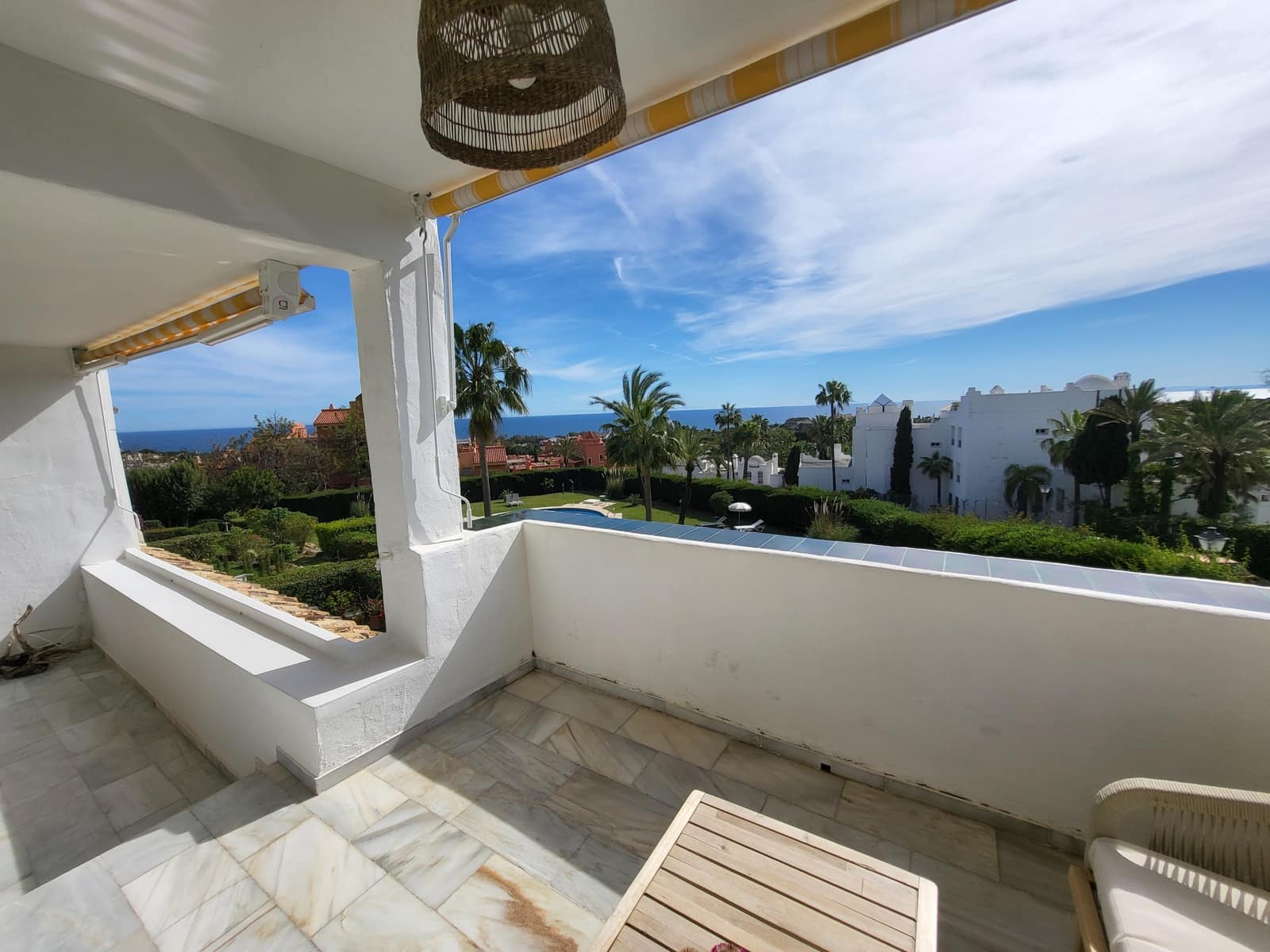 2 bedroom Apartment for sale in Marbella with pool garage - € 410,000 (Ref: 9714542)