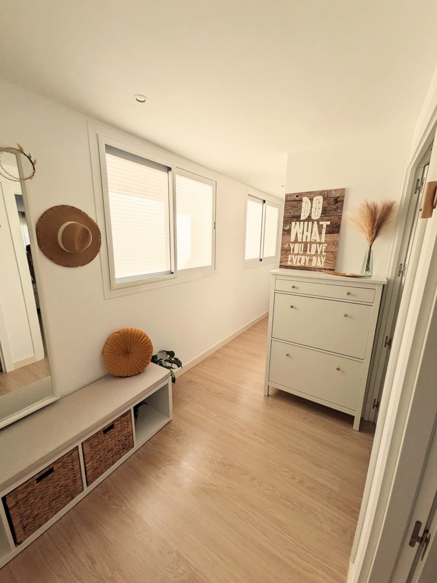 3 bedroom Penthouse for sale in Estepona with pool garage - € 759,000 (Ref: 9726384)