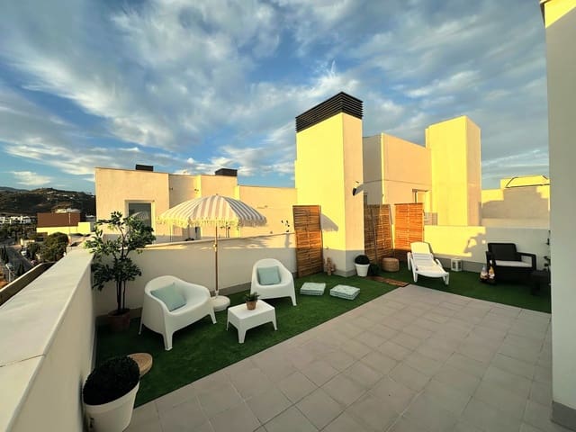 3 slaapkamer Penthouse te koop in Parque Central, Estepona met zwembad garage - € 689.000 (Ref: 9726384)