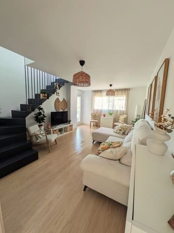 3 slaapkamer Penthouse te koop in Parque Central, Estepona met zwembad garage - € 689.000 (Ref: 9726384)