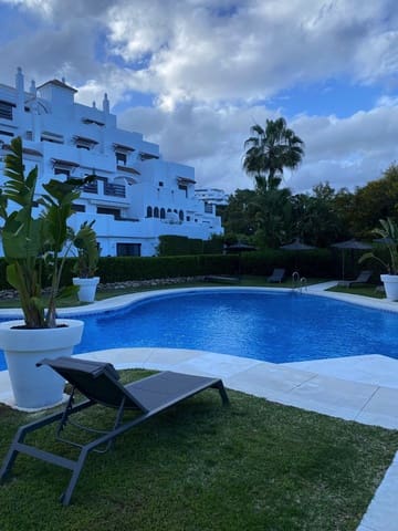 2 slaapkamer Appartement te koop in Selwo, Estepona met zwembad garage - € 383.000 (Ref: 9735213)
